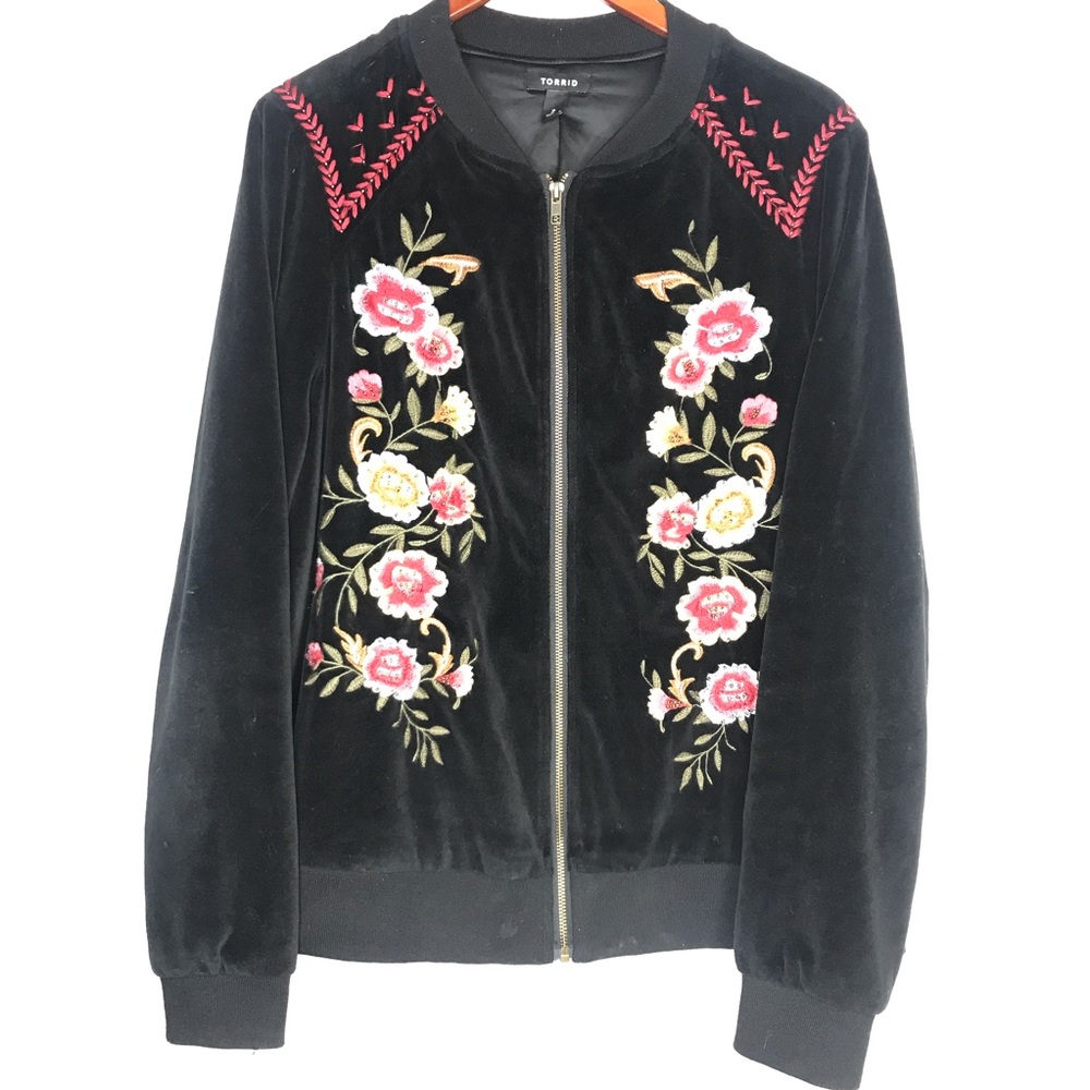 Torrid Size 2X Floral Embroidered Embellished Velvet Velour Black Bomber Jacket